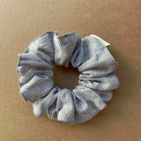 Lina auduma matu gumija - scrunchie - Zili svītraina L (~5cm plata) (Copy) (Copy)