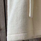 Individuālie pasūtījumi - balts garais aitas vilnas ziemas halāts/mētelis ar kapuci, bez oderes