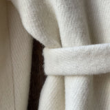 Individuālie pasūtījumi - balts garais aitas vilnas ziemas halāts/mētelis ar kapuci, bez oderes