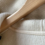 Individuālie pasūtījumi - balts garais aitas vilnas ziemas halāts/mētelis ar kapuci, bez oderes